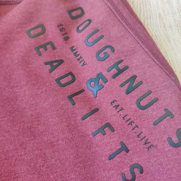 Doughnuts & Deadlifts burgundy raw hem casual shorts sz XS - Picture 3 of 9